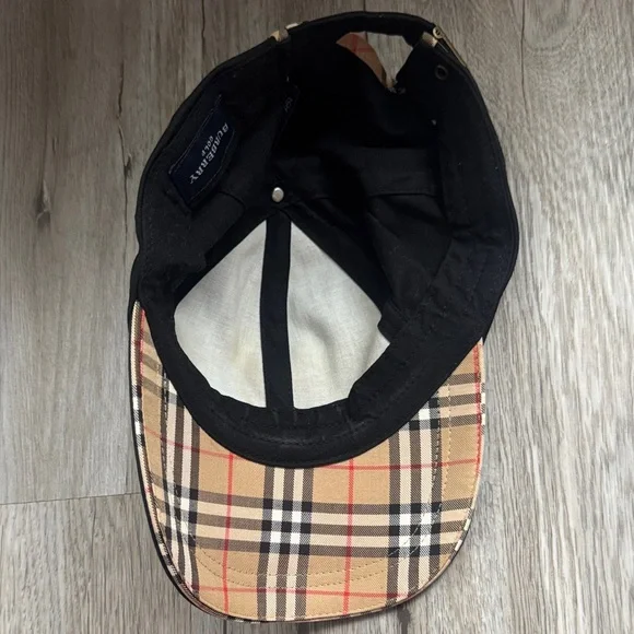 Burberry Classic Golf Hat - Picture 4 of 6